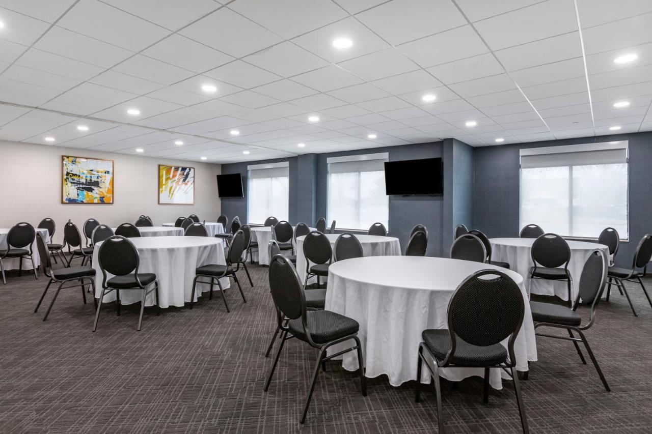 Comfort Inn & Suites Grand Blanc-Flint المظهر الخارجي الصورة
